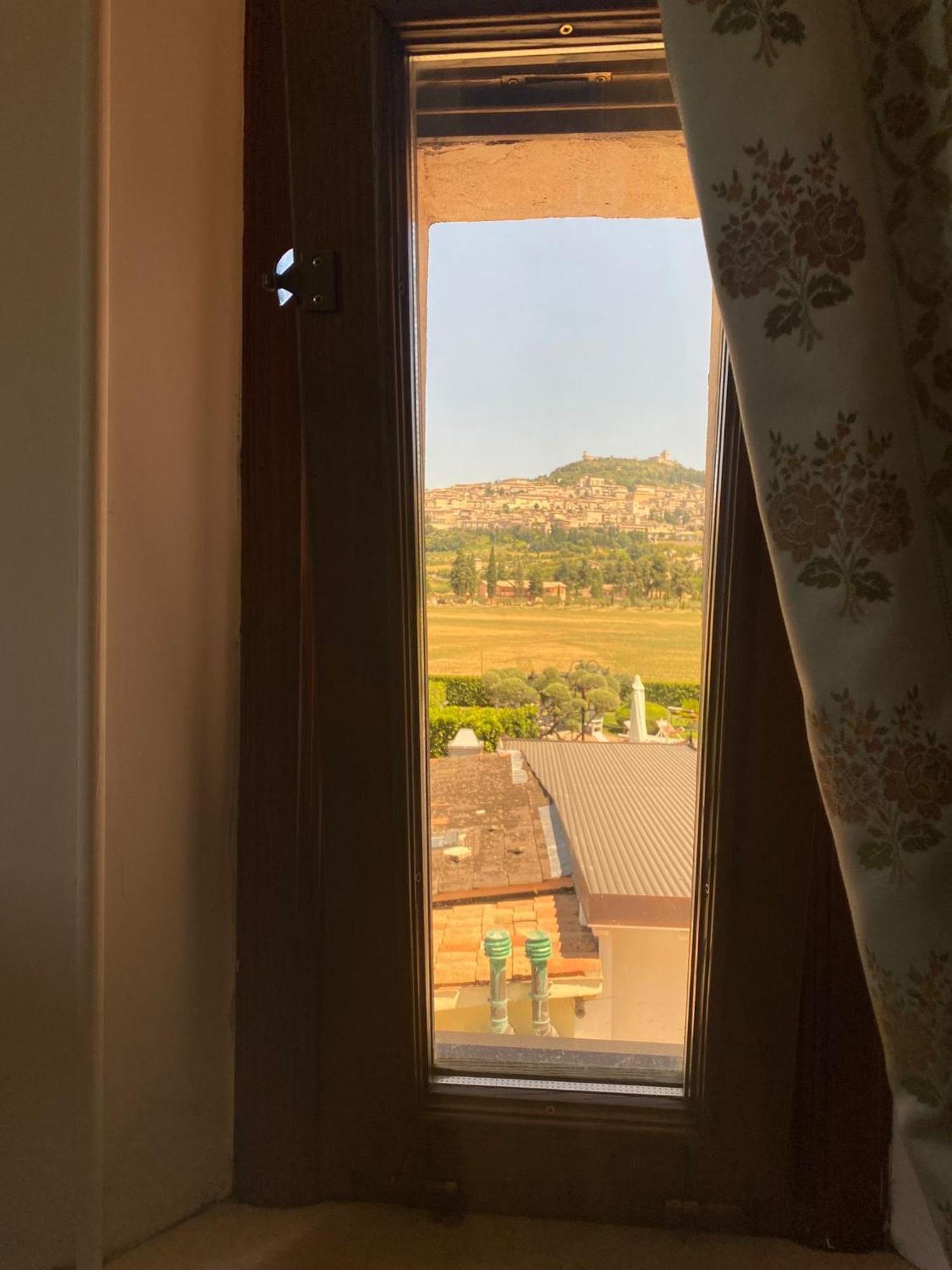 Unica Assisi Agri-Charming House B&B 외부 사진