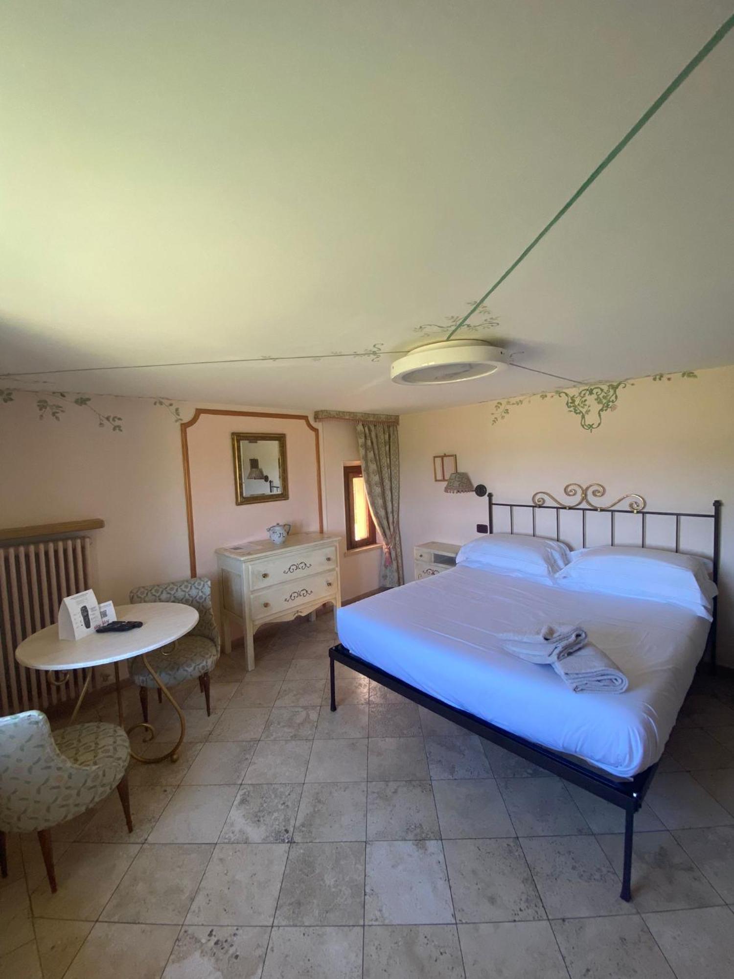 Unica Assisi Agri-Charming House B&B 외부 사진