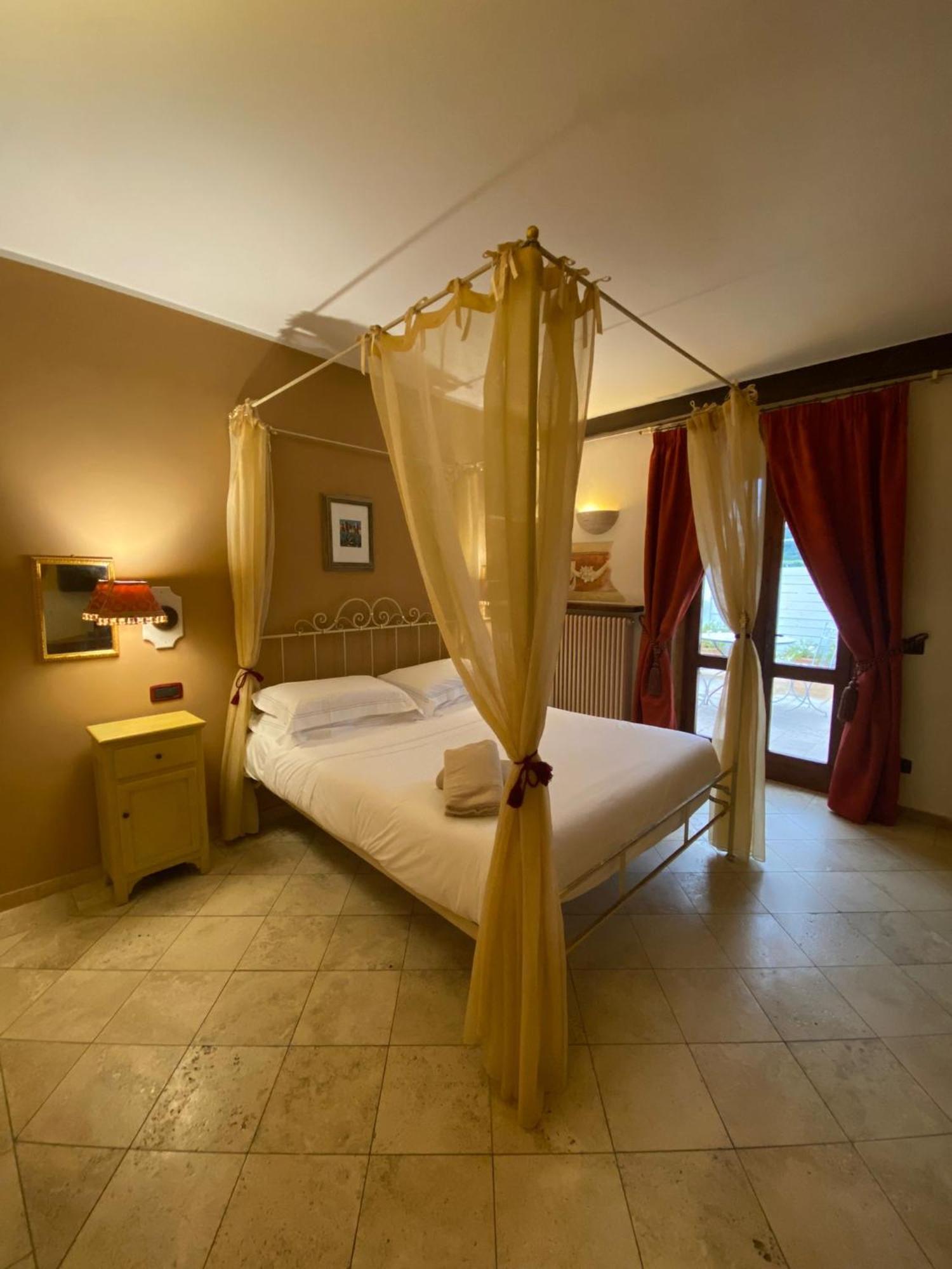 Unica Assisi Agri-Charming House B&B 외부 사진